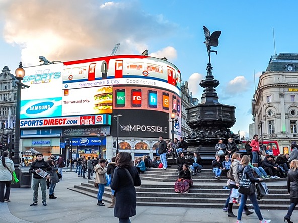 Piccadilly Circus